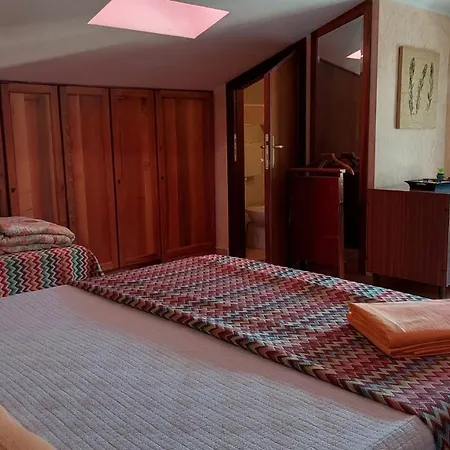 Semesterbostad Casa Bannella *